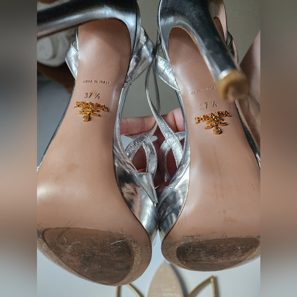 Metallic Leather Platform Sandals - Picture 13 of 13
